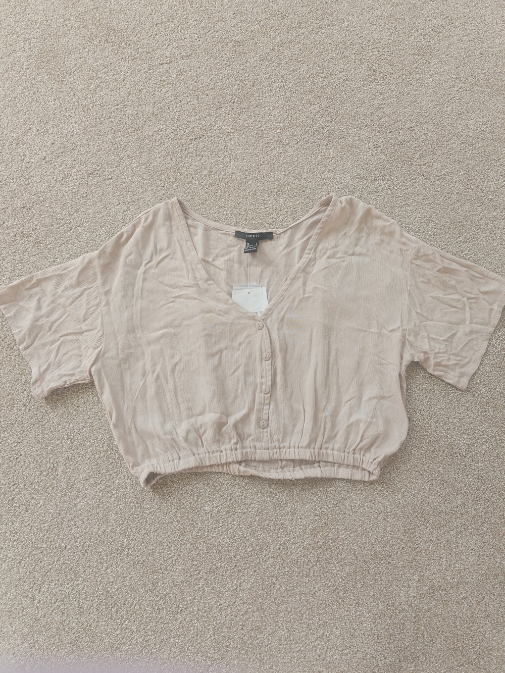 Forever 21 Blush Pink Cropped Button-Front V-Neck Top